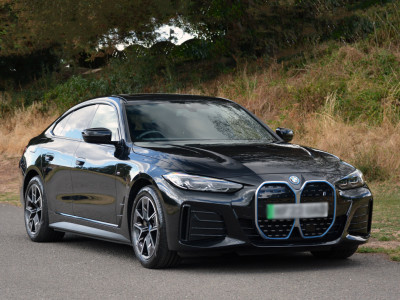 BMW I4